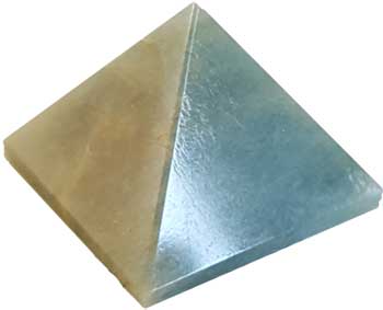 30- 35mm Aquamarine pyramid